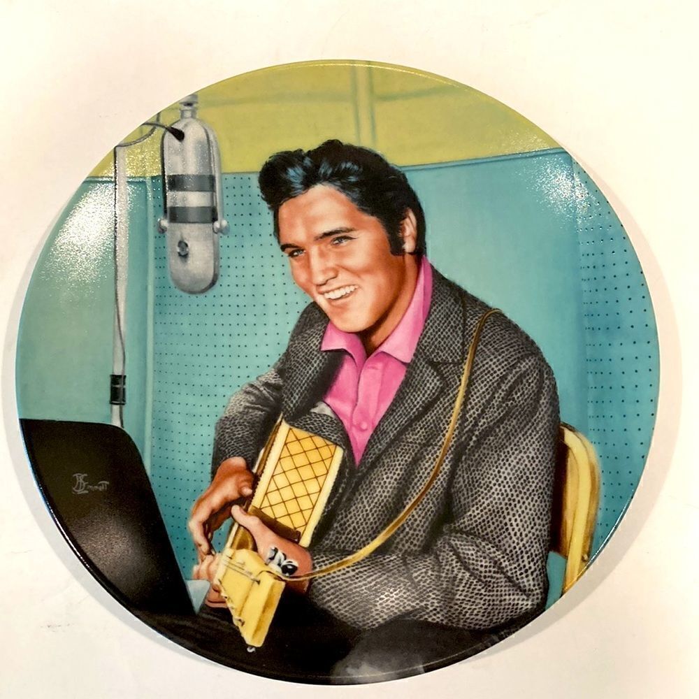 Elvis Presley: Looking at a Legend Plate #6, "A Studio Session" A DELPHI Plate